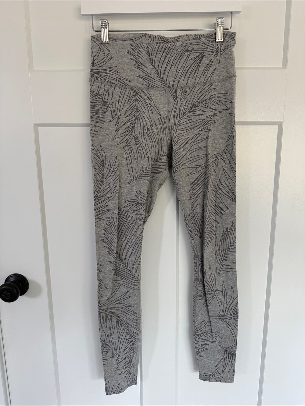 Athleta Grey Palm-Print Leggings